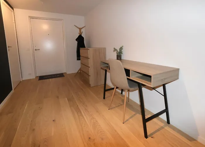 Polar Harbor Apartment