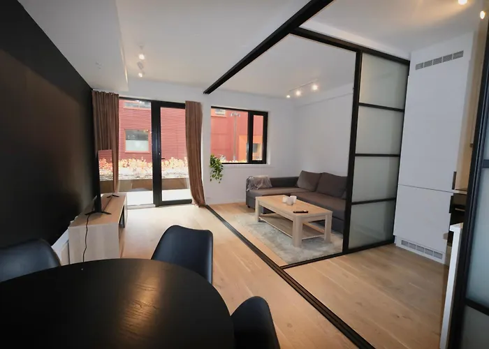Polar Harbor Apartment